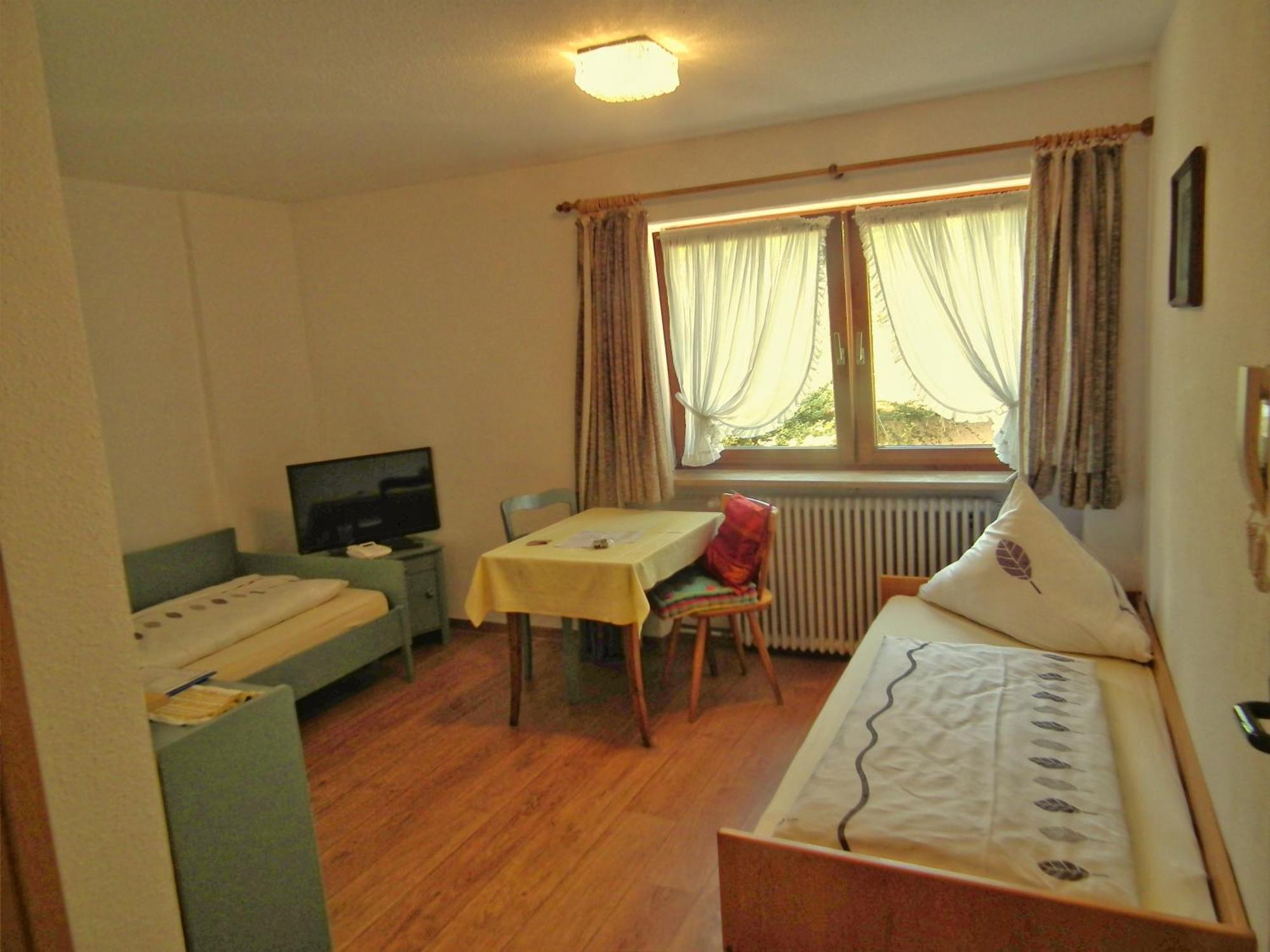 Gaestehaus Zur Faerbe Apartments Oberstdorf Bilik gambar